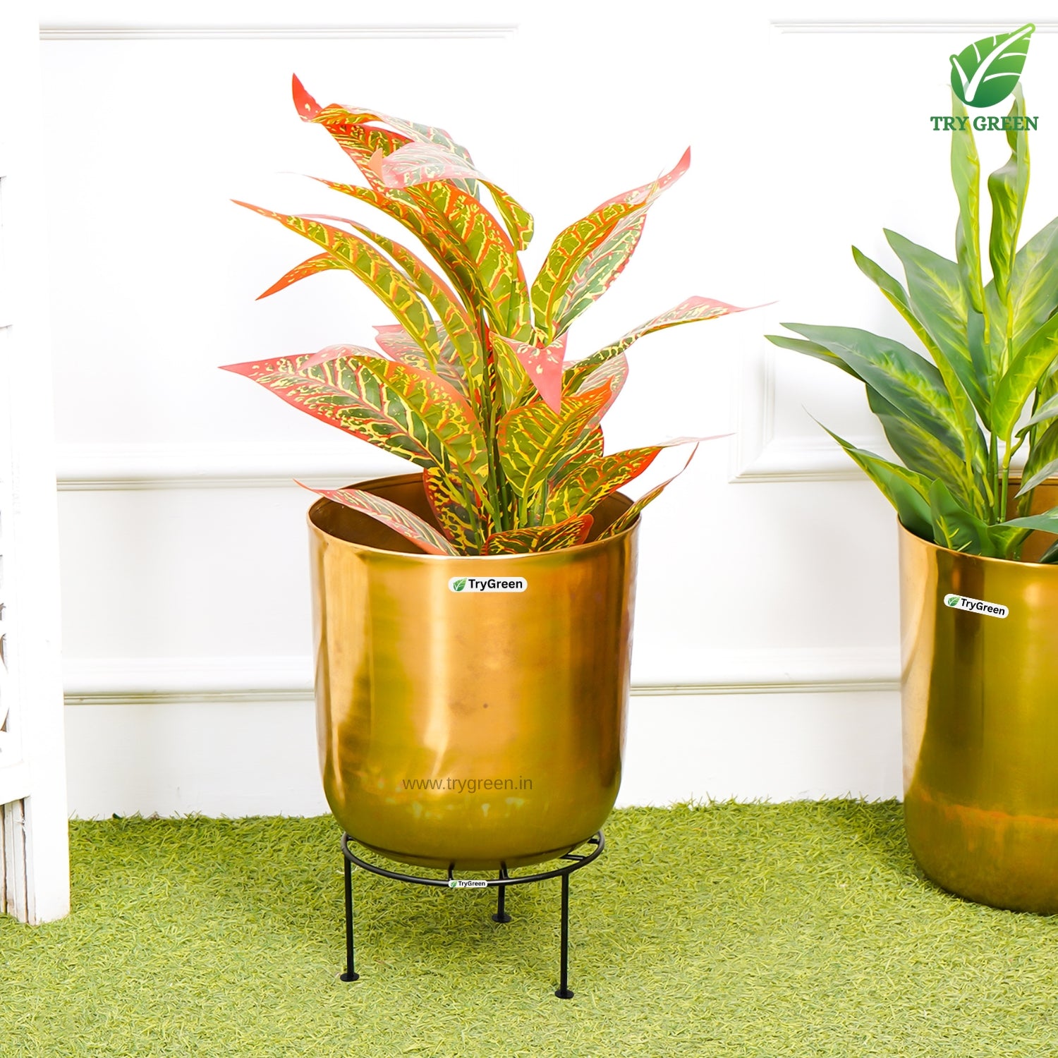 TryGreen Nira Pot Stands for Home and Garden Decor